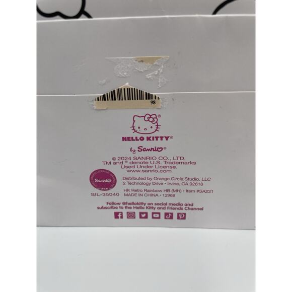 NEW Hello Kitty Sanrio Set Of 2 Gift Bags With Handles & Gift Tags - Picture 6 of 8